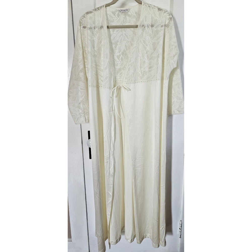 Vintage Vanity Fair Petites Long‎ Ivory  Nightgown Robe 70's Sz Large USA made